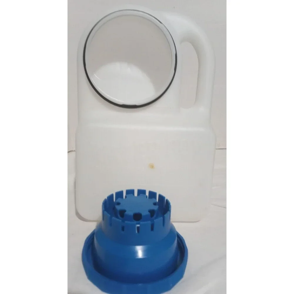Dog Travel Water Bowl Pet Water Bowl 1 Piecs 3 Quart No Spill Portable
